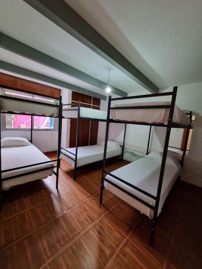 Casa Alvarado Hostel Salta Eksteriør billede